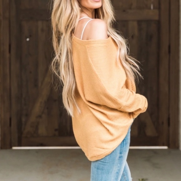 VALERIE Front Tie Top - Picture 5 of 5